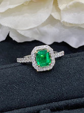 Load image into Gallery viewer, LUOWEND 18K White and Yellow Gold Real Natural Emerald Gemstone Ring for Women
