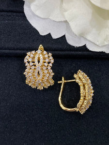 LUOWEND 18K Yellow Gold Real Natural Diamond Hoop Earrings for Women