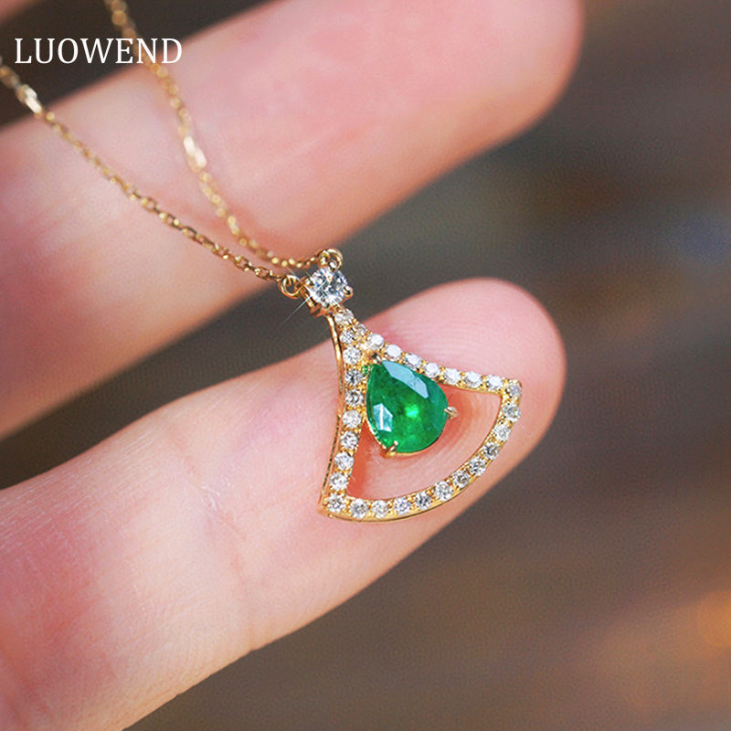 LUOWEND 18K Yellow Gold Real Natural Emerald and Diamond Gemstone Necklace for Women
