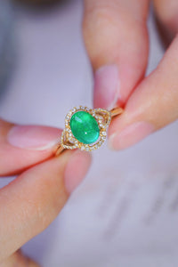 LUOWEND 18K Yellow Gold Real Natural Emerald and Diamond Gemstone Ring for Women