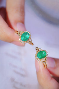 LUOWEND 18K Yellow Gold Real Natural Emerald and Diamond Gemstone Ring for Women