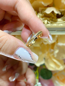 LUOWEND 18K Yellow Gold Natural Diamond Ring for Women