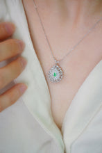 Load image into Gallery viewer, LUOWEND 18K White Gold Natural Green Diamond Necklace for Women
