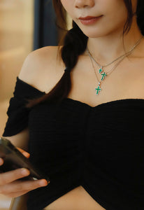 LUOWEND 18K White Gold Real Natural Emerald Necklace for Women
