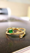 Load image into Gallery viewer, LUOWEND 18K Yellow Gold Real Natural Emerald and Diamond Gemstone Ring  for Women
